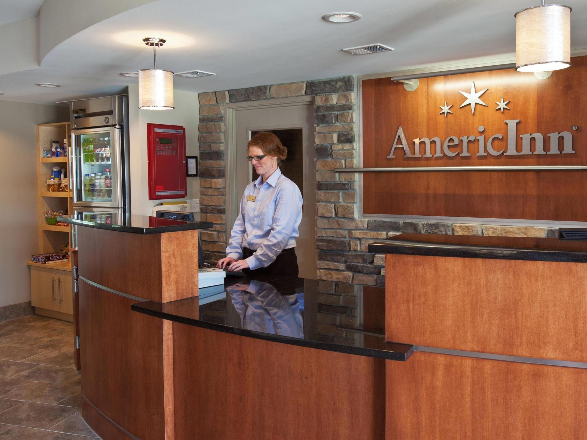 Americinn By Wyndham Fairfield Ngoại thất bức ảnh